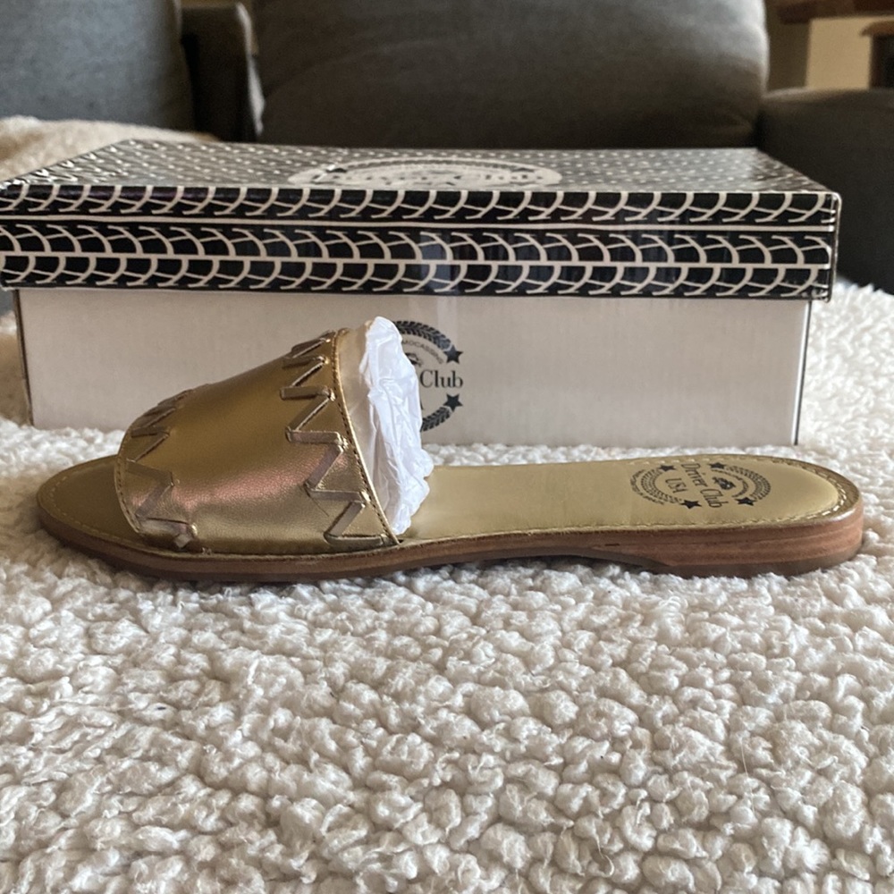 Womens size 8.5 gold driver club sandals - Picture 2 of 3